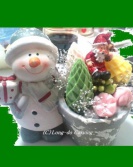 <center>アレンジメント</center><center>初級で学ぶ切り出しを使って、Xmas用のプチギフトです。こちらも季節のギフトのレパートリーに加えたい一品ですね</center> <center>アレンジメント</center><center>初級で学ぶ切り出しを使って、Xmas用のプチギフトです。こちらも季節のギフトのレパートリーに加えたい一品ですね</center>