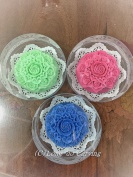 <center>バラ＆ハートで</center><center>御祝いのギフト</center>