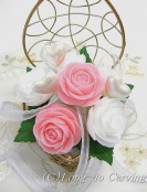 <center>内彫り外彫り</center><center>バラのアレンジ</center>